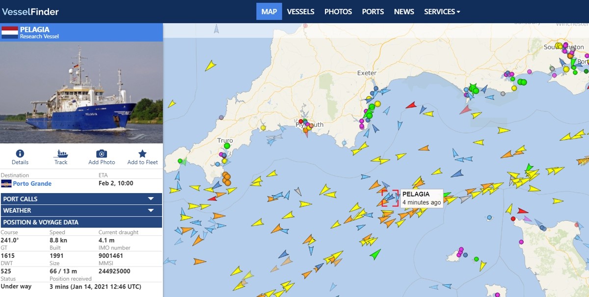 Screenshot of Vesselfinder.com where you can see the RV Pelagia being surrounded by ships in the English Channel Screenshot of Vesselfinder.com where you can see the RV Pelagia being surrounded by ships in the English Channel
