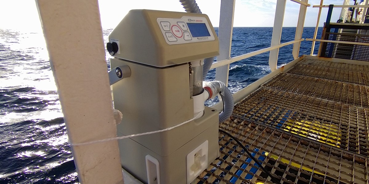 The Omni sampler, sampling dust for microbiological composition The Omni sampler, sampling dust for microbiological composition